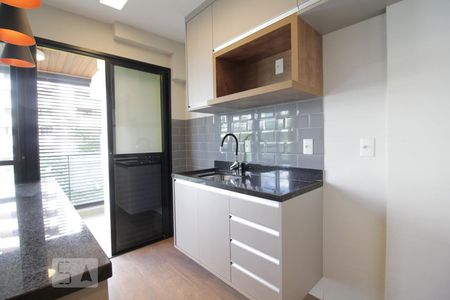 Cozinha de apartamento para alugar com 1 quarto, 45m² em Vila Andrade, São Paulo