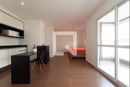 Sala de apartamento para alugar com 1 quarto, 37m² em Jardim das Acácias, São Paulo