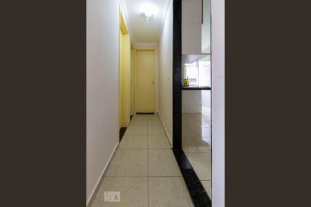 Corredor de apartamento para alugar com 2 quartos, 88m² em Cangaíba, São Paulo
