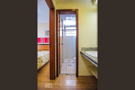 Hall do quarto de apartamento para alugar com 1 quarto, 40m² em Centro, Belo Horizonte