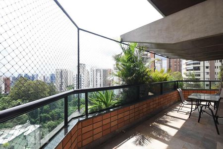 Varanda de apartamento à venda com 4 quartos, 291m² em Paraíso do Morumbi, São Paulo
