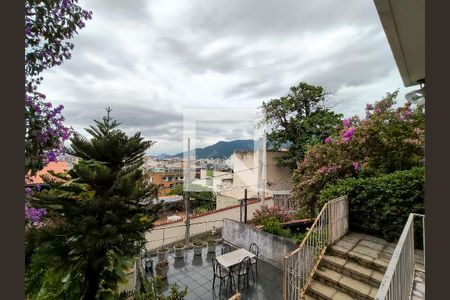 Vista da Sala de casa para alugar com 4 quartos, 220m² em Grajaú, Rio de Janeiro
