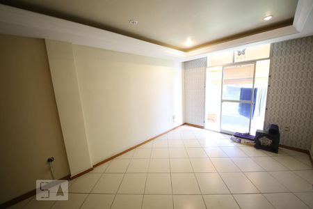 Sala de apartamento à venda com 2 quartos, 90m² em Centro, Niterói