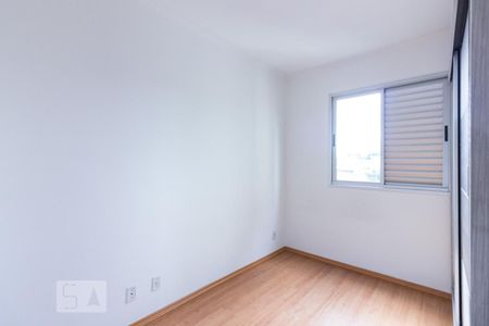 Quarto 1 de apartamento para alugar com 2 quartos, 48m² em Vila Cruz das Almas, São Paulo