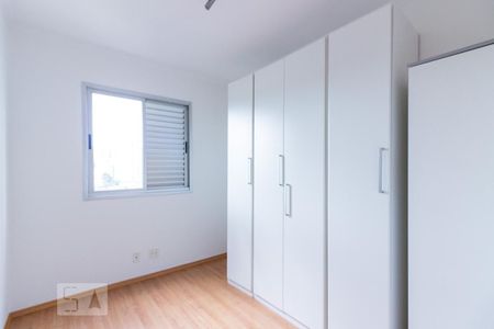 Quarto 2 de apartamento para alugar com 2 quartos, 48m² em Vila Cruz das Almas, São Paulo