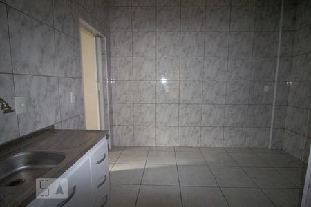 cozinha de casa para alugar com 1 quarto, 60m² em Vila Gustavo, São Paulo