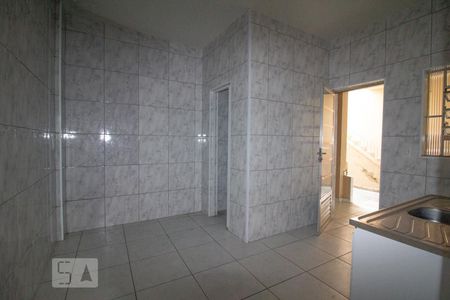 cozinha de casa para alugar com 1 quarto, 60m² em Vila Gustavo, São Paulo