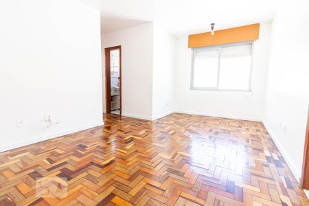 Sala de apartamento para alugar com 2 quartos, 56m² em Passo da Areia, Porto Alegre