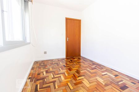 Quarto 1 de apartamento para alugar com 2 quartos, 56m² em Passo da Areia, Porto Alegre