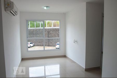 Apartamento à venda com 2 quartos, 70m² em Cavalhada, Porto Alegre