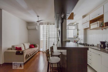 Sala / Cozinha de apartamento para alugar com 2 quartos, 65m² em Barreto, Niterói