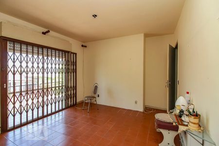 Sala 2 de casa para alugar com 6 quartos, 650m² em Sarandi, Porto Alegre