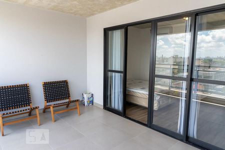 Varanda de kitnet/studio para alugar com 1 quarto, 30m² em Bom Retiro, São Paulo