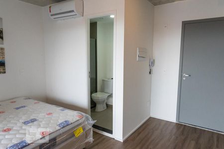 Quarto de kitnet/studio para alugar com 1 quarto, 30m² em Bom Retiro, São Paulo