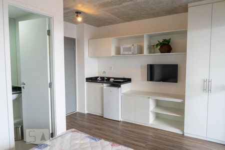 Quarto/Cozinha de kitnet/studio para alugar com 1 quarto, 30m² em Bom Retiro, São Paulo