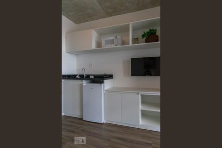 Cozinha de kitnet/studio para alugar com 1 quarto, 30m² em Bom Retiro, São Paulo