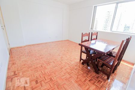 Sala de apartamento para alugar com 2 quartos, 60m² em St. Oeste, Goiânia