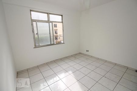 Sala de apartamento para alugar com 2 quartos, 50m² em Irajá, Rio de Janeiro