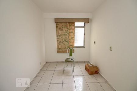 Quarto 1 de apartamento para alugar com 2 quartos, 50m² em Irajá, Rio de Janeiro