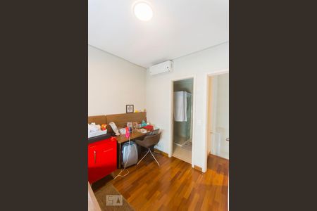 Suite 01 de apartamento à venda com 2 quartos, 133m² em Vila Olímpia, São Paulo
