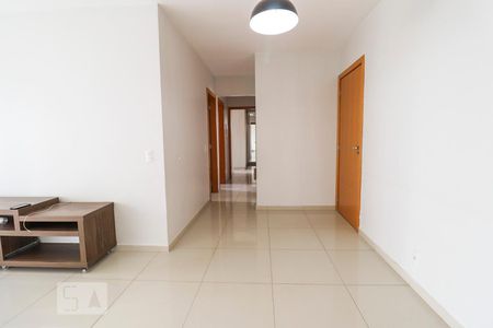 Sala de apartamento para alugar com 3 quartos, 90m² em Parque Amazônia, Goiânia