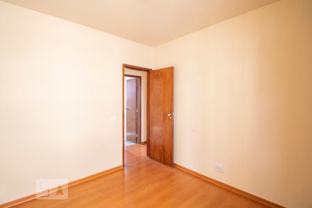 Quarto 01 de apartamento para alugar com 3 quartos, 95m² em Santo Antônio, Belo Horizonte