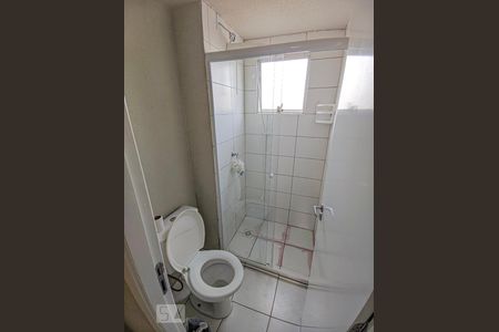 Banheiro de apartamento à venda com 3 quartos, 55m² em São Miguel, São Leopoldo