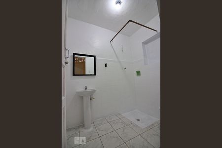 Banheiro de casa para alugar com 1 quarto, 82m² em Centro, Diadema