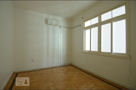 Quarto de apartamento à venda com 1 quarto, 40m² em Centro Histórico, Porto Alegre
