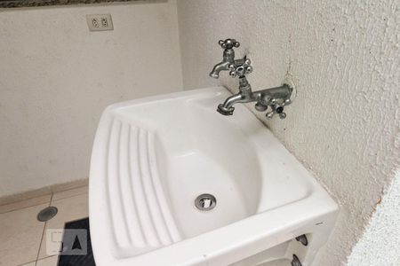 Área de serviço de casa de condomínio para alugar com 1 quarto, 30m² em Quarta Parada, São Paulo