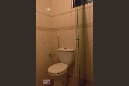 Banheiro de apartamento para alugar com 1 quarto, 30m² em Guará Ii, Brasília