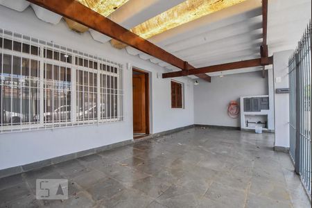 Garagem de casa para alugar com 2 quartos, 130m² em Brooklin Paulista, São Paulo