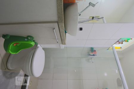 Banheiro de apartamento à venda com 3 quartos, 61m² em Taquara, Rio de Janeiro