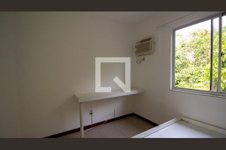 Quarto 2 de casa de condomínio à venda com 2 quartos, 70m² em Vargem Grande, Rio de Janeiro