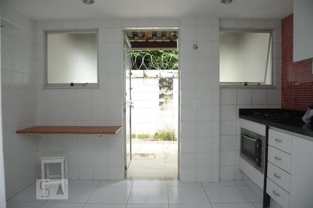 Casa de Condomínio à venda com 2 quartos, 70m² em Vargem Grande, Rio de Janeiro