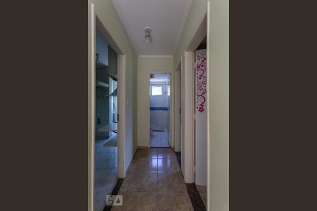 Corredor de apartamento à venda com 2 quartos, 64m² em Jardim dos Oliveiras, Campinas
