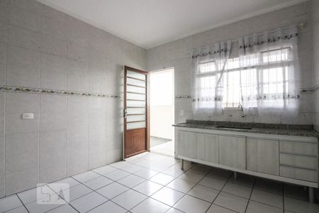 Cozinha de casa para alugar com 3 quartos, 160m² em Vila Palmeiras, São Paulo