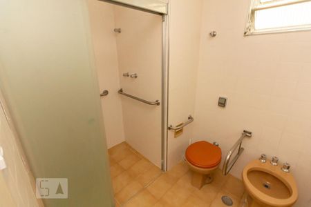 Banheiro de apartamento à venda com 3 quartos, 105m² em Vila Pompéia, São Paulo