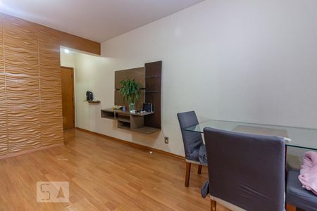 Sala de apartamento para alugar com 3 quartos, 70m² em Jaguaré, São Paulo