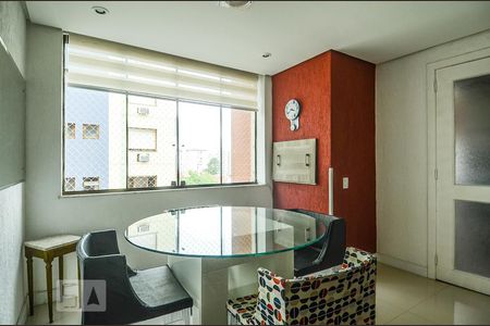 Detalhe da Sala de apartamento para alugar com 2 quartos, 76m² em Tristeza, Porto Alegre