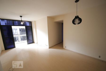 Sala de apartamento à venda com 2 quartos, 60m² em Santa Rosa, Niterói