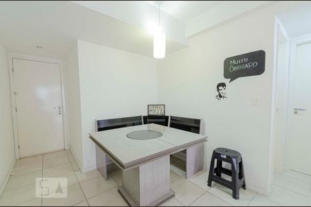 Sala de apartamento para alugar com 2 quartos, 63m² em São Cristóvão, Rio de Janeiro