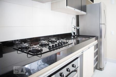 Cozinha de apartamento à venda com 2 quartos, 50m² em Palmeiras, Belo Horizonte