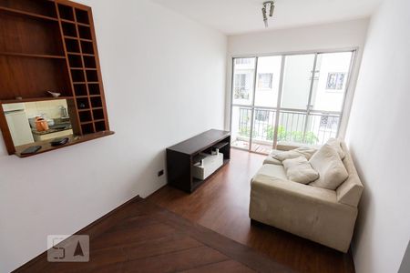 Sala de apartamento para alugar com 2 quartos, 50m² em Boaçava, São Paulo