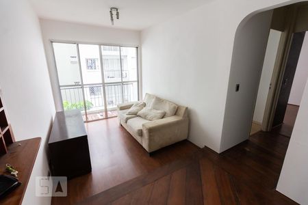 Sala de apartamento para alugar com 2 quartos, 50m² em Boaçava, São Paulo