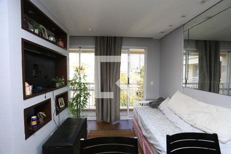 Sala de kitnet/studio para alugar com 1 quarto, 38m² em Jardim Ampliação, São Paulo