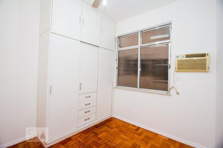 Quarto 2 de apartamento para alugar com 2 quartos, 55m² em Flamengo, Rio de Janeiro