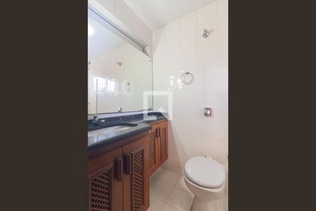 Apartamento para alugar com 171m², 3 quartos e 2 vagas Apartamento para alugar com 171m², 3 quartos e 2 vagasBanheiro do Quarto 1