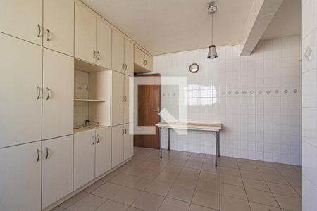 Cozinha de apartamento para alugar com 3 quartos, 171m² em Mercês, Curitiba