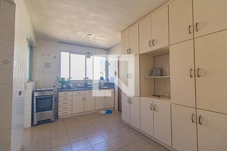 Cozinha de apartamento para alugar com 3 quartos, 171m² em Mercês, Curitiba